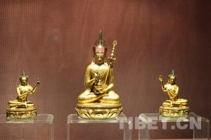 铜雕塑藏传佛教雕塑，西藏金铜雕塑艺术的主体